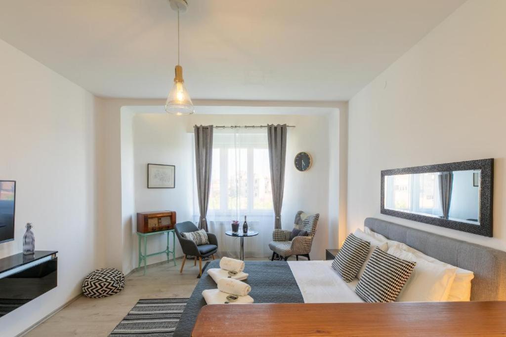 Polai Boutique Apartments With Free Parking Exterior foto