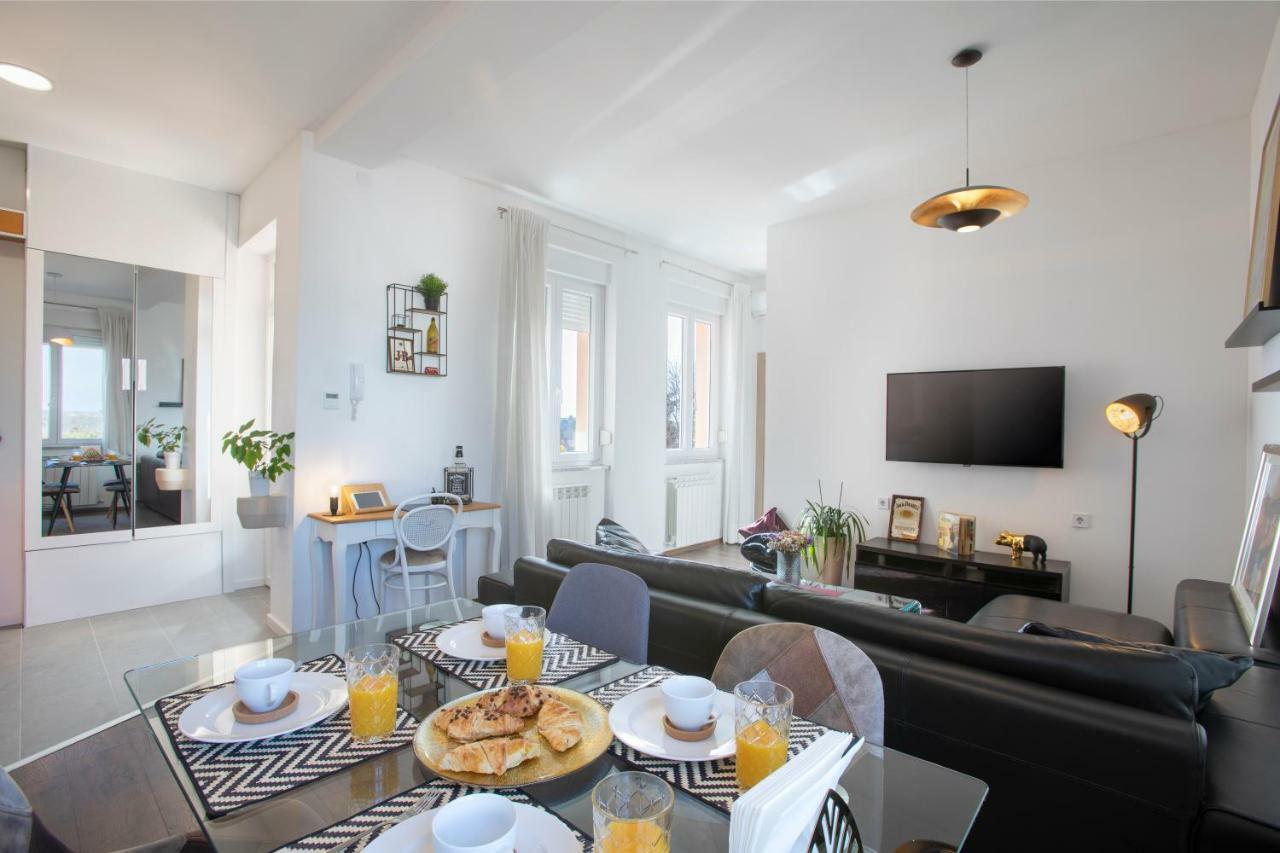Polai Boutique Apartments With Free Parking Exterior foto